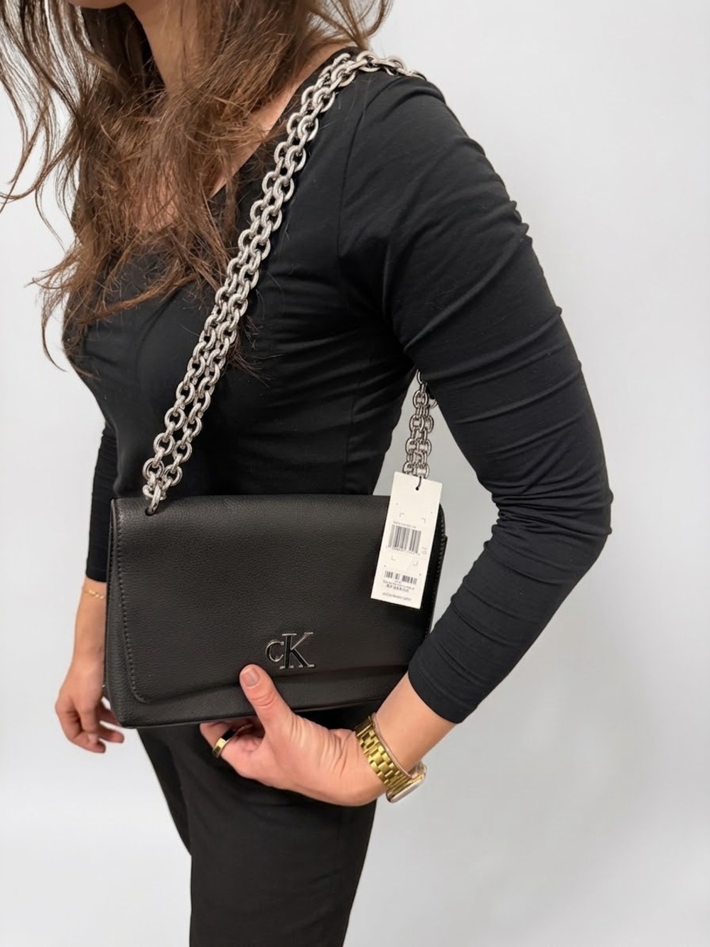 BNWT Calvin Klein Black 100% Leather Bag with adjustable Chain Strap